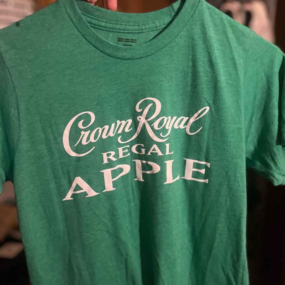 Regal Apple Green Women's Short Sleeve Tee